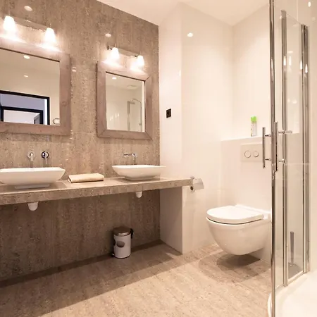 Seaview With Terrace In 公寓