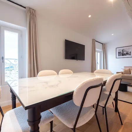 Apartmán Seaview With Terrace In *